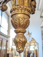 Six-light golden wood chandelier