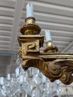 Six-light golden wood chandelier