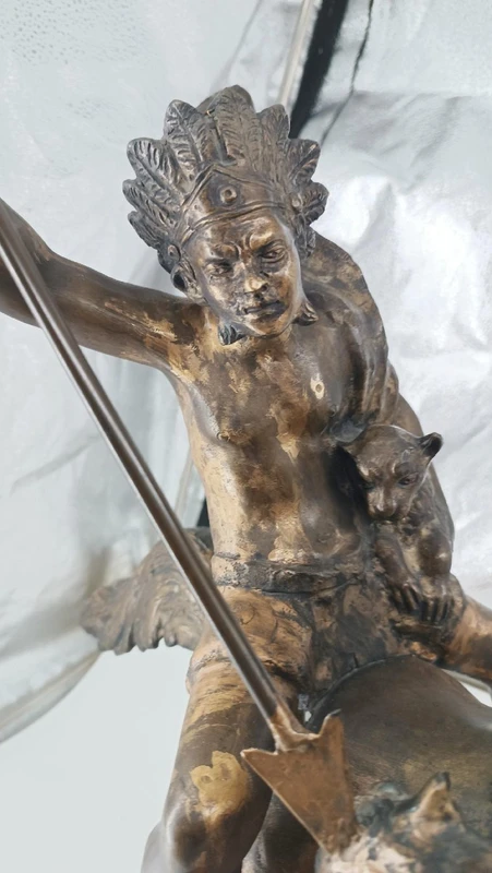 Grande sculpture en bronze représentant un Indien à cheval -Tommaso Campajola (1890 - 1968)