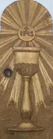 Portail de tabernacle ancien, ciboire, bois doré