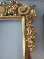 Grand miroir en bois doré deuxième moitié du XVIIIe siècle Italie