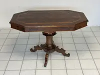 Walnut and briarwood cookie table . Lombardy mid-nineteenth century. Restored