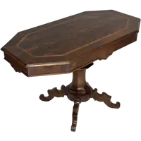 Walnut and briarwood cookie table . Lombardy mid-nineteenth century. Restored