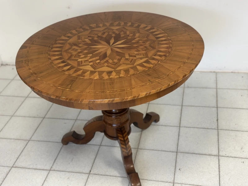 Inlaid table . Rolo mid 19th century