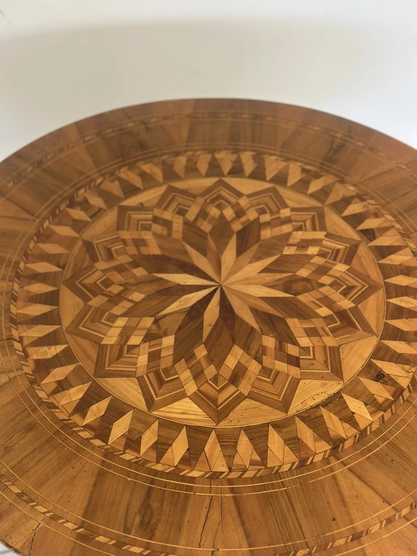 Inlaid table . Rolo mid 19th century