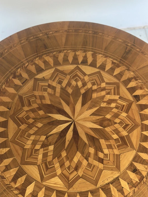 Inlaid table . Rolo mid 19th century