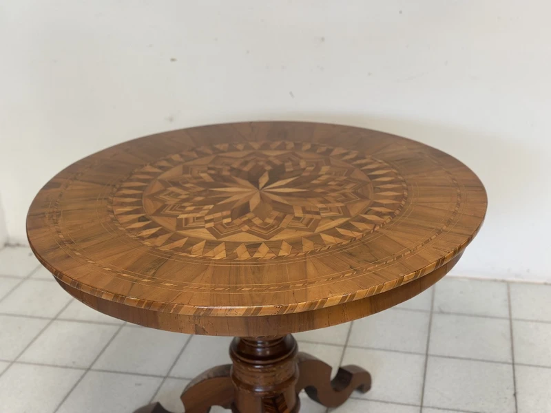 Inlaid table . Rolo mid 19th century