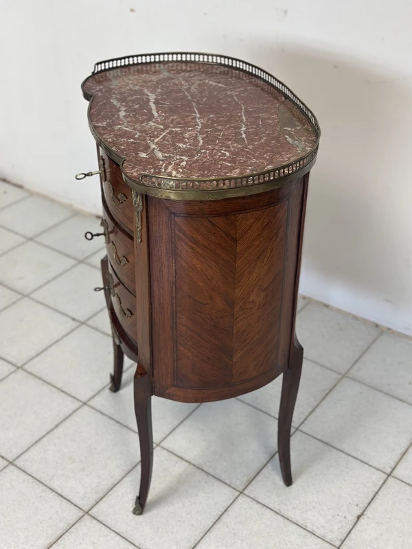 Meuble à haricots de centre de table . Napoléon III fin 19ème siècle restauré