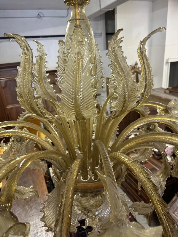 Lustre en verre de Murano. Barovier & Toso Début du 20e siècle. 154 x 124.