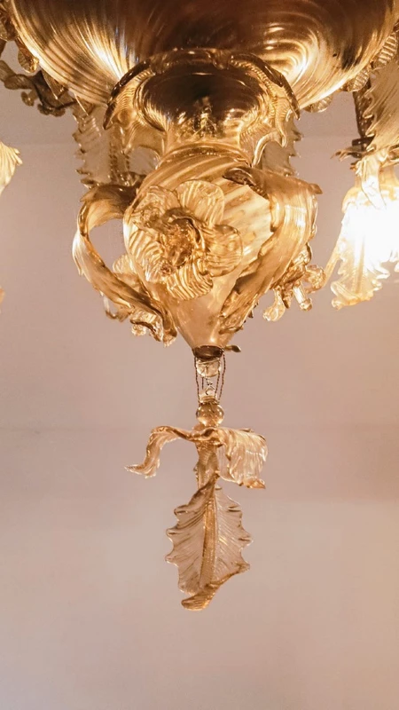 Lustre en verre de Murano. Barovier & Toso Début du 20e siècle. 154 x 124.