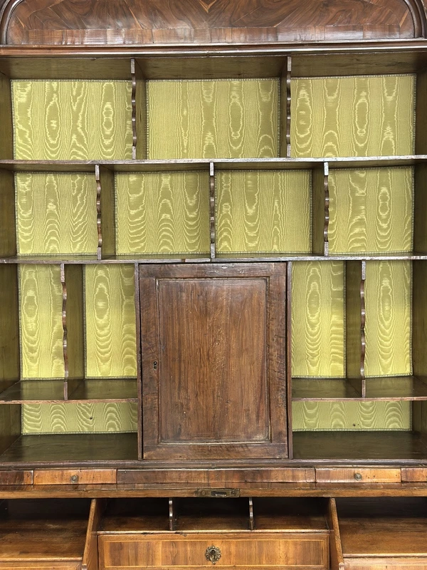 Trumeau lastronato in carrubo . Venezia Luigi XIV primi 700