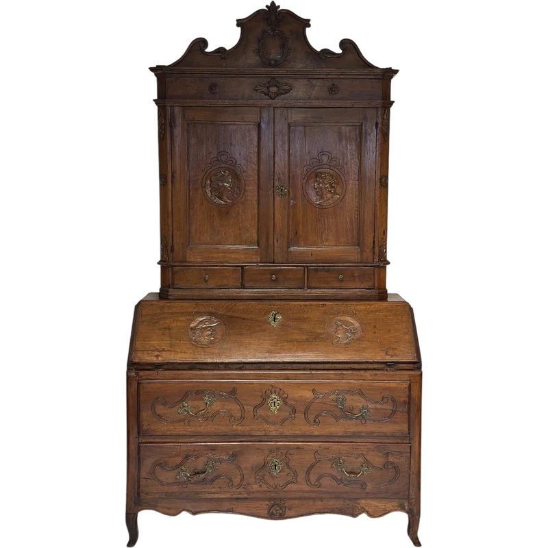 Walnut trumeau . Emilia Parma Louis XV.