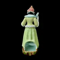 Porcelain veilleuse tisaniera depicting female figure filandera.France.
