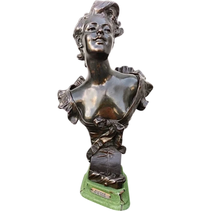 Bronze sculpture female bust.Signed: la Grieuse.Author: Hippolyte Moureau.