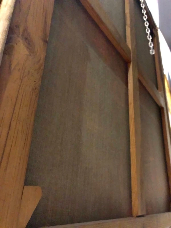 Dipinto olio su tela raffigurante figura femminile seduta con ventaglio.Francia.Firmato
