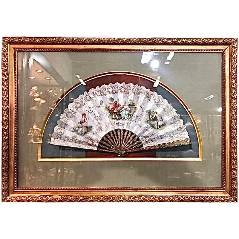 Tempera painting on cardboard depicting a fan with gallant scenes