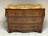 Cassettone Luigi XV . Napoli primi 700