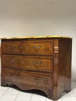 Cassettone Luigi XV . Napoli primi 700