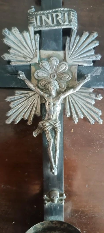 Crucifix ancien, bénitier en argent 19e siècle Naples