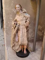 STATUE ANTIQUE DE LA SAINTE TÊTE EN TERRE CUITE ET YEUX DE VERRE - NAPLES 18E SIÈCLE