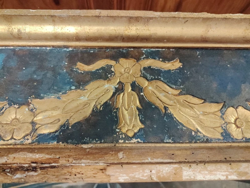 Antica baselegno intagliato e dorato  lacca blù XVIII secolo