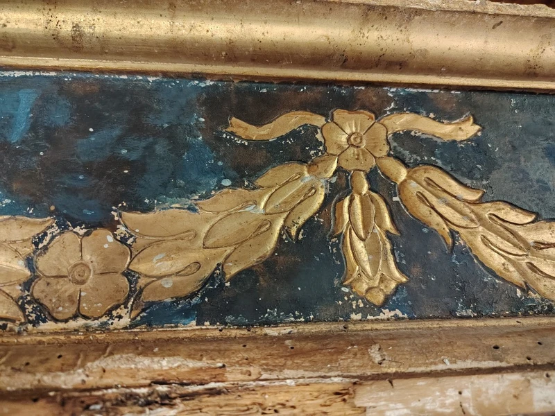 Antica baselegno intagliato e dorato  lacca blù XVIII secolo