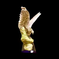 Grande sculpture en céramique représentant un aigle.Guido Cacciapuoti.