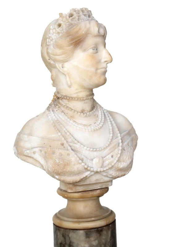 Bust of Queen Margaret - late 19th century
