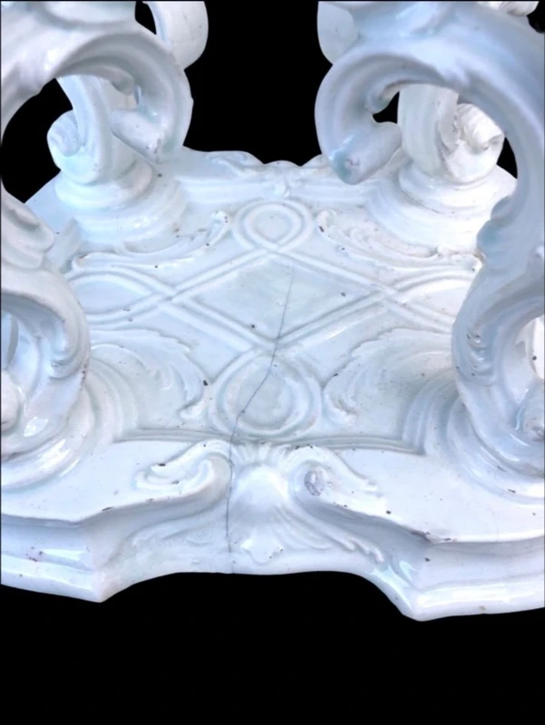 Grand centre de table en faïence, Manifattura Antonio Agostinelli, Nove di Bassano.