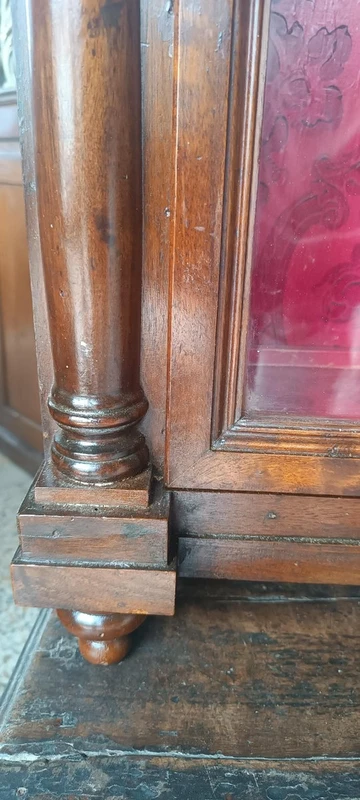 Antica Piccola vetrinetta - teca - noce -xix secolo