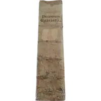 Decretum Divi Gratiani, 1560, Hugues de la porteLion