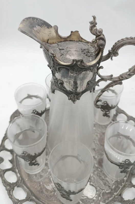Tray with carafe and 6 glasses glass and silvered metal END of 19th century