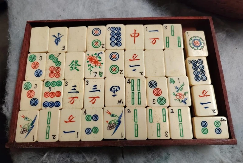 boîte de jeu de mahjong ancienne début 1900