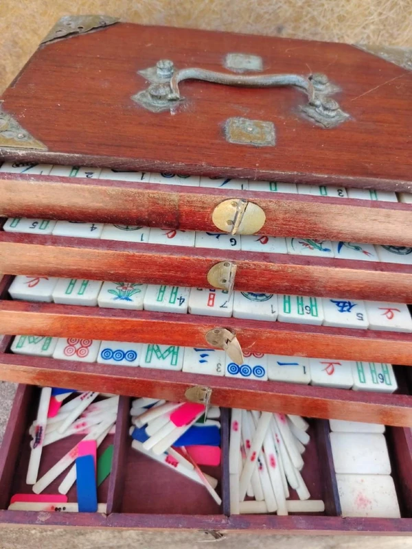 boîte de jeu de mahjong ancienne début 1900
