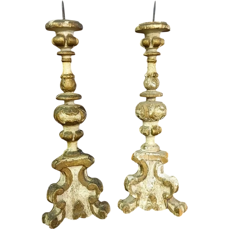 Paire de chandeliers baroques Louis XIV de la fin du XVIIe siècle