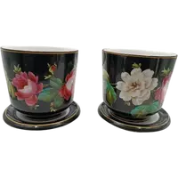 Pair of cashpot vases ,Ginori porcelain second half 19th century