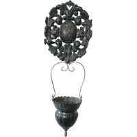Artisanat italien du 19e siècle. Bénitier en argent avec bassin amovible.
