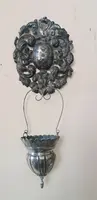 Artigianato italiano del XIX secolo. acquasantiera in argento con bacinella rimovibile.