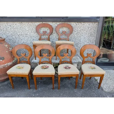Suite di 6 Sedie Biedermeier in Noce Biondo – Austria, XIX Secolo