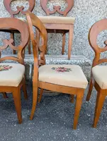Suite di 6 Sedie Biedermeier in Noce Biondo – Austria, XIX Secolo