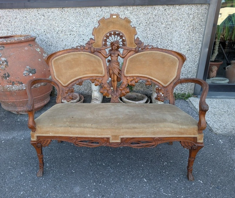 Art Nouveau sitting room set in carved walnut with female figures, late 19th century