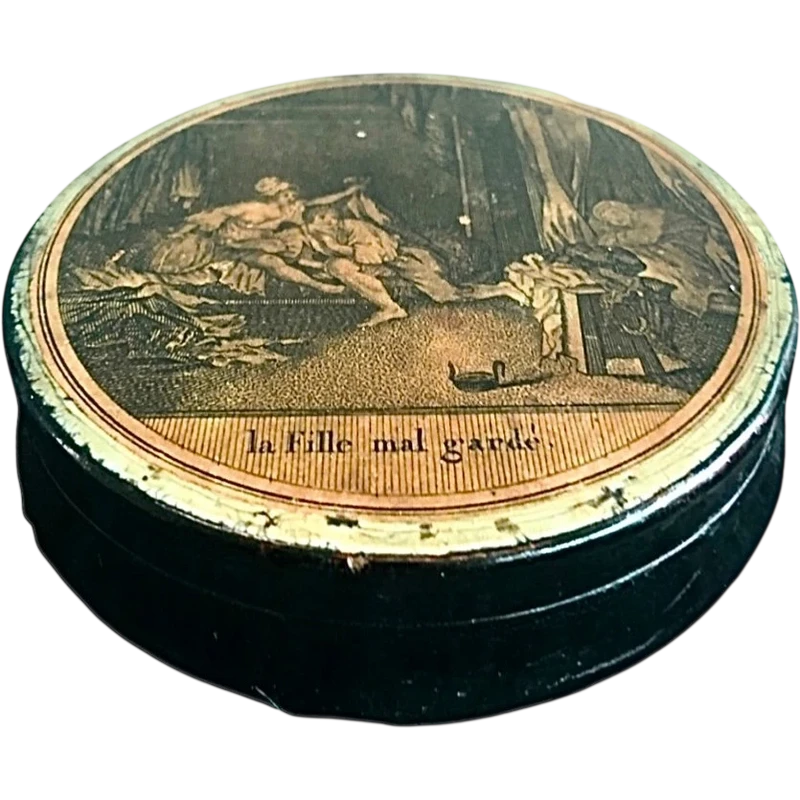 Scatola tabacchiera in papier mache’ con iscrizione: la fille mal garde’.Francia.