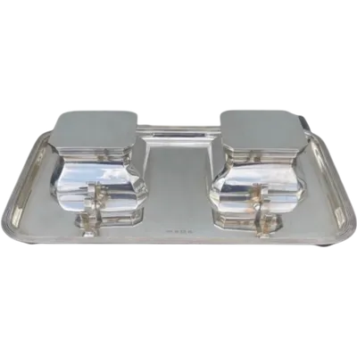 Large silver inkwell. Birmingham Hallmark, 1919.