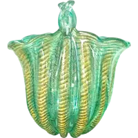 Vase en verre épais, décoré d'un motif cordonné or et vert. Manufacture Barovier & Toso.