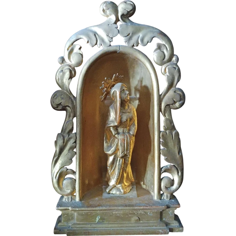 Petit autel ancien avec une sculpture de la Vierge en bois doré – Époque baroque