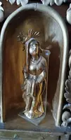 Petit autel ancien avec une sculpture de la Vierge en bois doré – Époque baroque