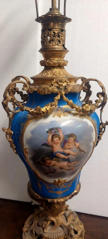 Grande lampada porcellana sevres e bronzo dorato al mercurio -Francia XIX secolo