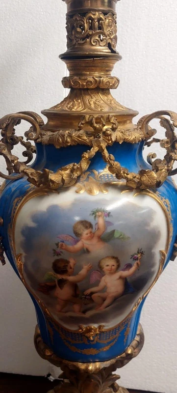 Grande lampada porcellana sevres e bronzo dorato al mercurio -Francia XIX secolo