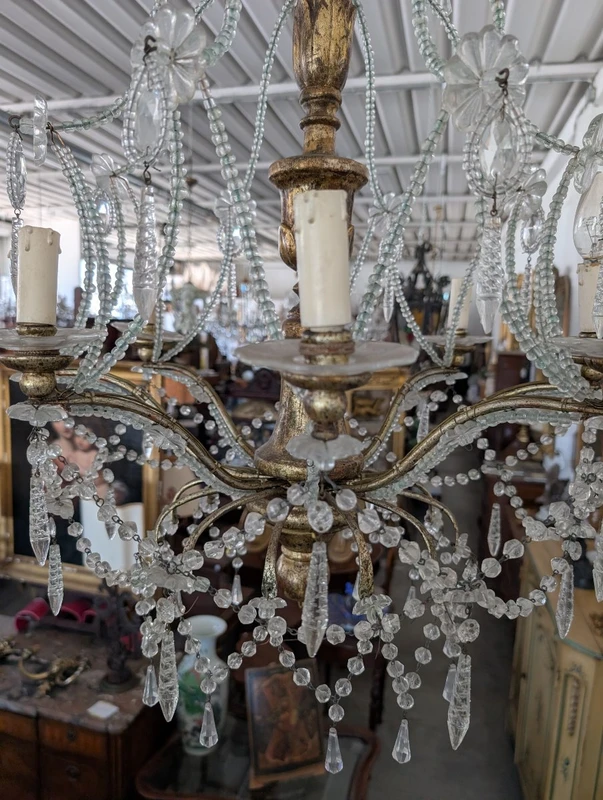 Lampadario Genovese a 8 Luci in Cristallo e Legno Dorato, Inizi XX Secolo