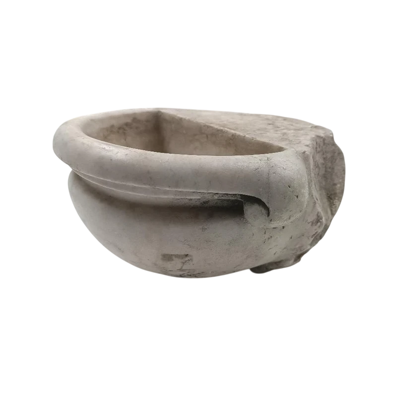 Carrara marble stoup Tuscany 17th century